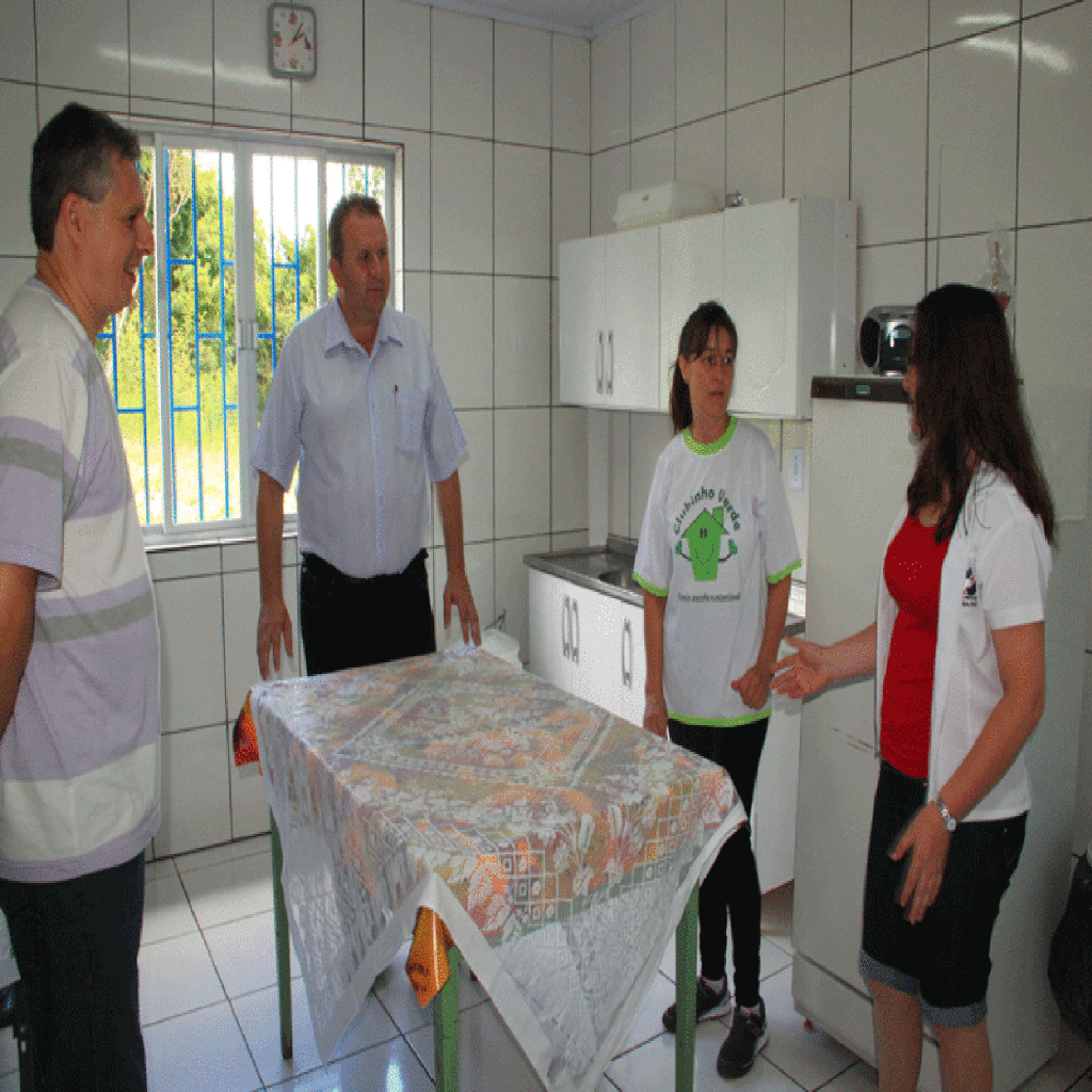 Prefeitura de Piratuba inaugura obras em escola do interior