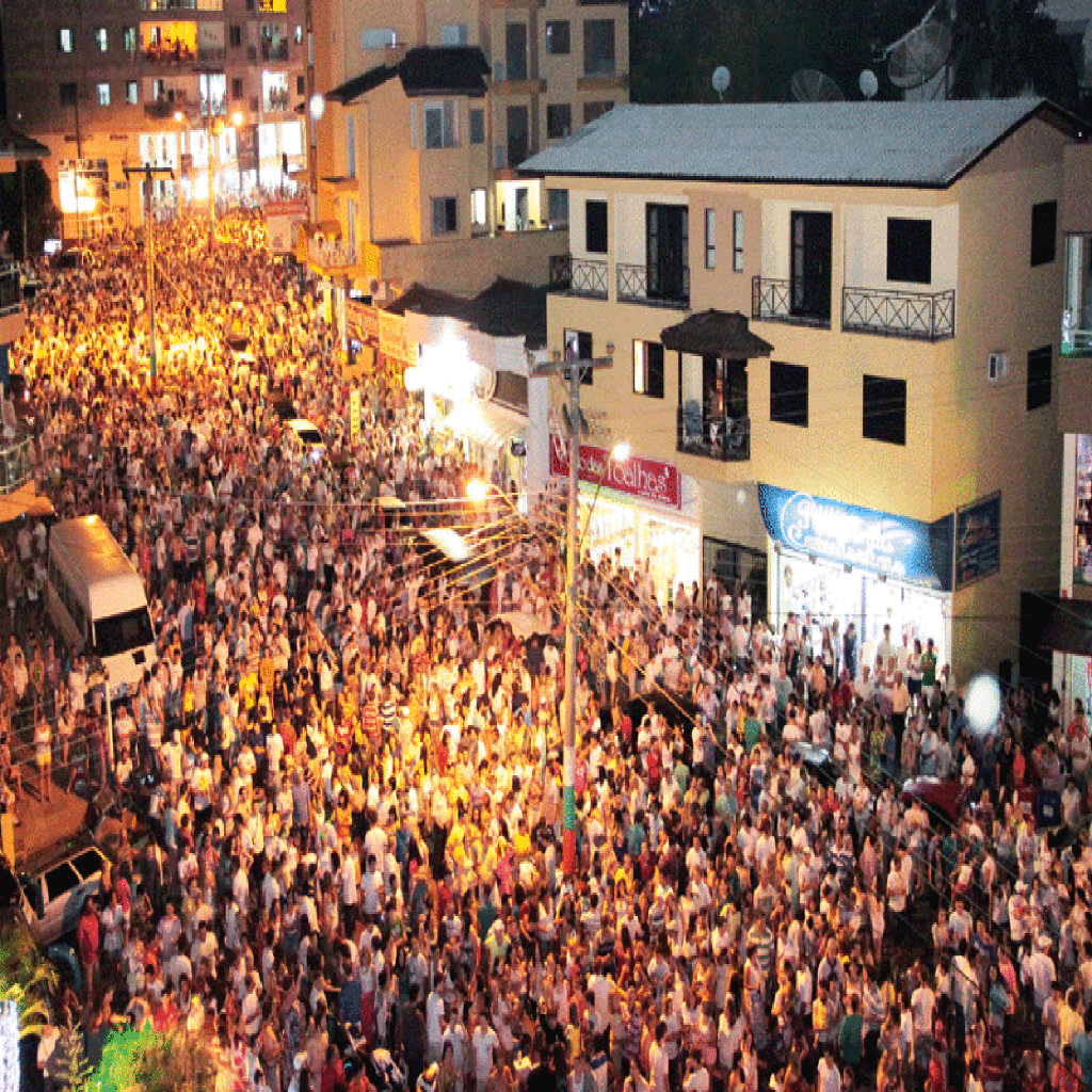 Diego e Gabriel fazem show no Réveillon de Piratuba