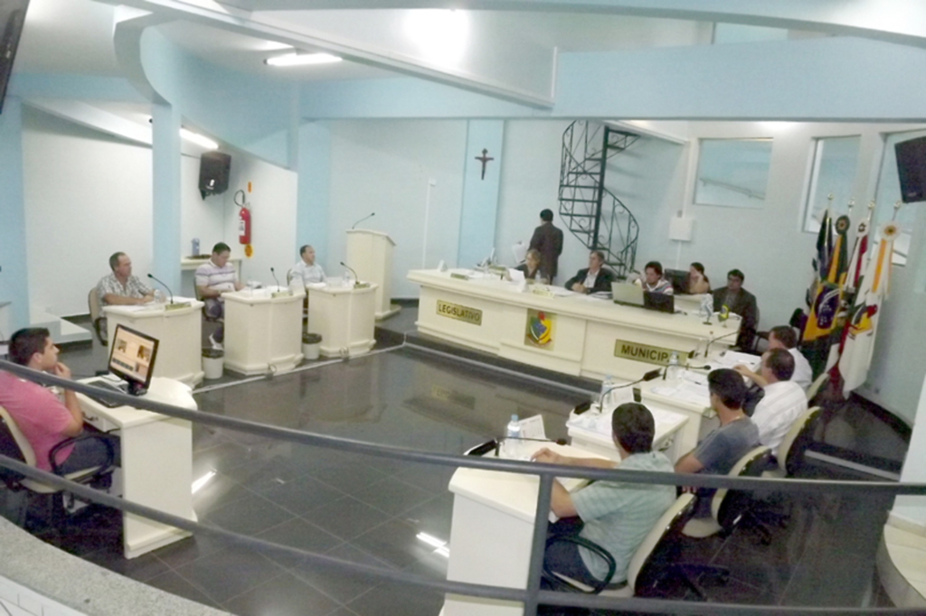 Associações e entidades de Capinzal derrubam legislação federal