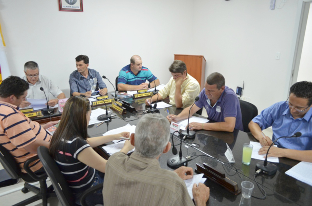 Câmara de Ouro aprova homenagem póstuma aos ex-vereadores