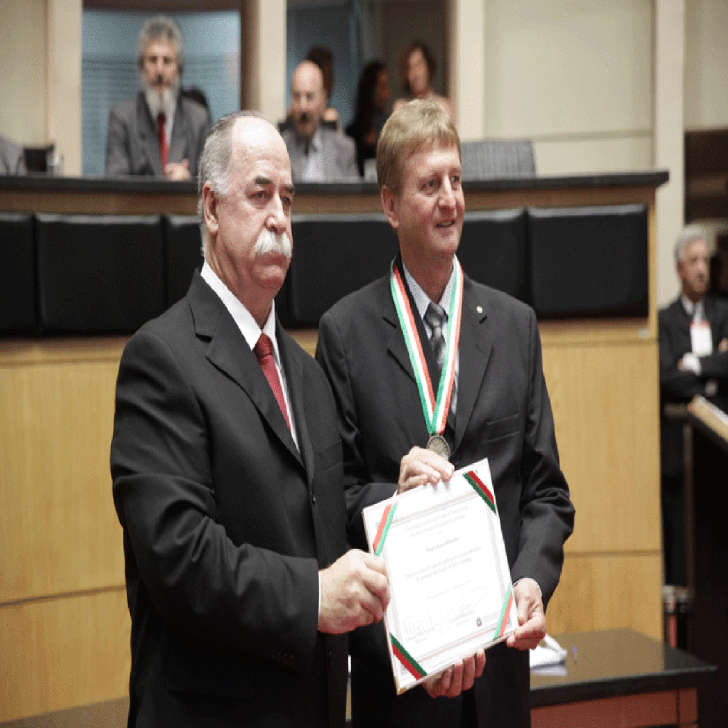 Parque Termal Piratuba é homenageado pelo presidente interino da Assembleia Legislativa