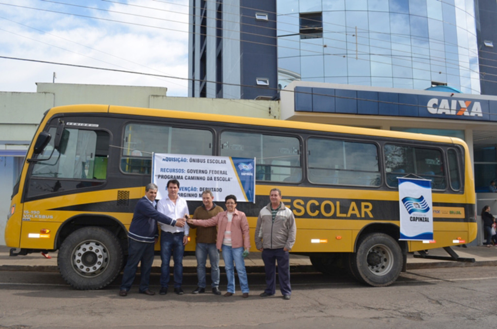 Mais dois ônibus para o transporte de alunos em Capinzal