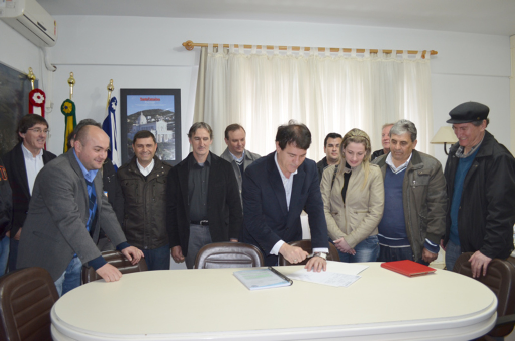 Mais de R$ 15 milhões serão investidos na construção de casas populares em Capinzal