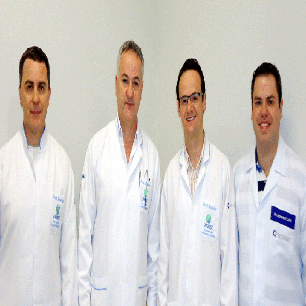 Professores da Unoesc são coautores de livro sobre Implantodontia