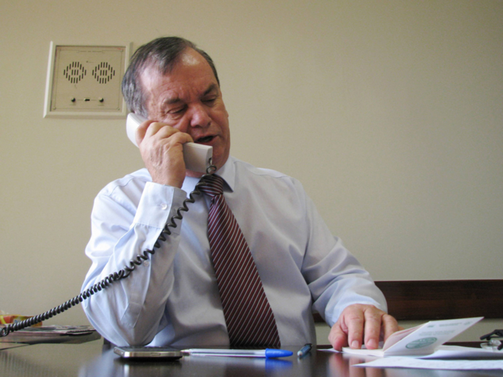 Peninha faz alerta sobre a extinção das Apaes