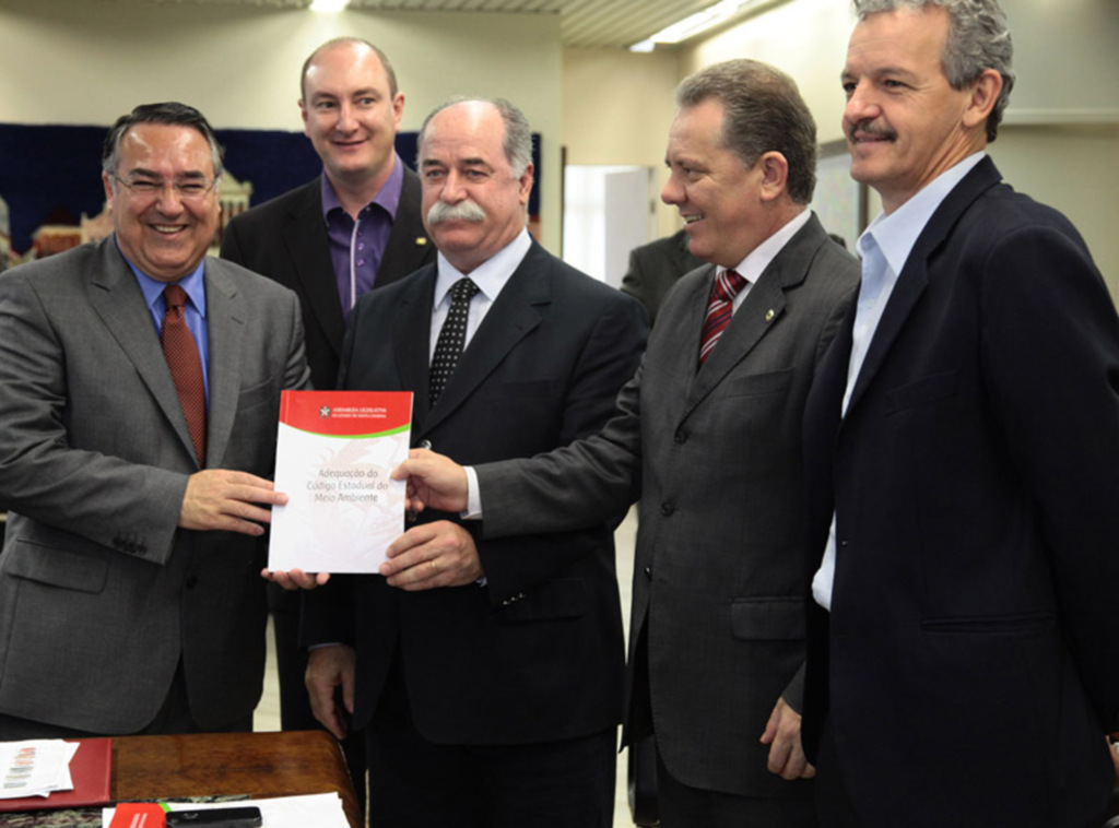 Dresch cobra do governador implantação do Pagamento por Serviços Ambientais