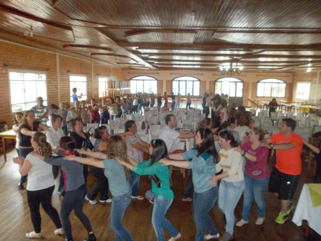 PROFESSORES DA REDE MUNICIPAL DE OURO PARTICIPAM DE CAPACITAÇÃO