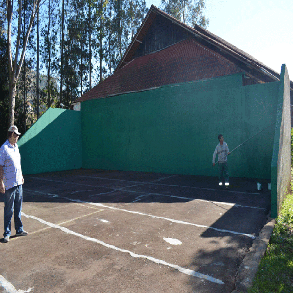 Quadra de vôlei da Área de Lazer está sendo revitalizada
