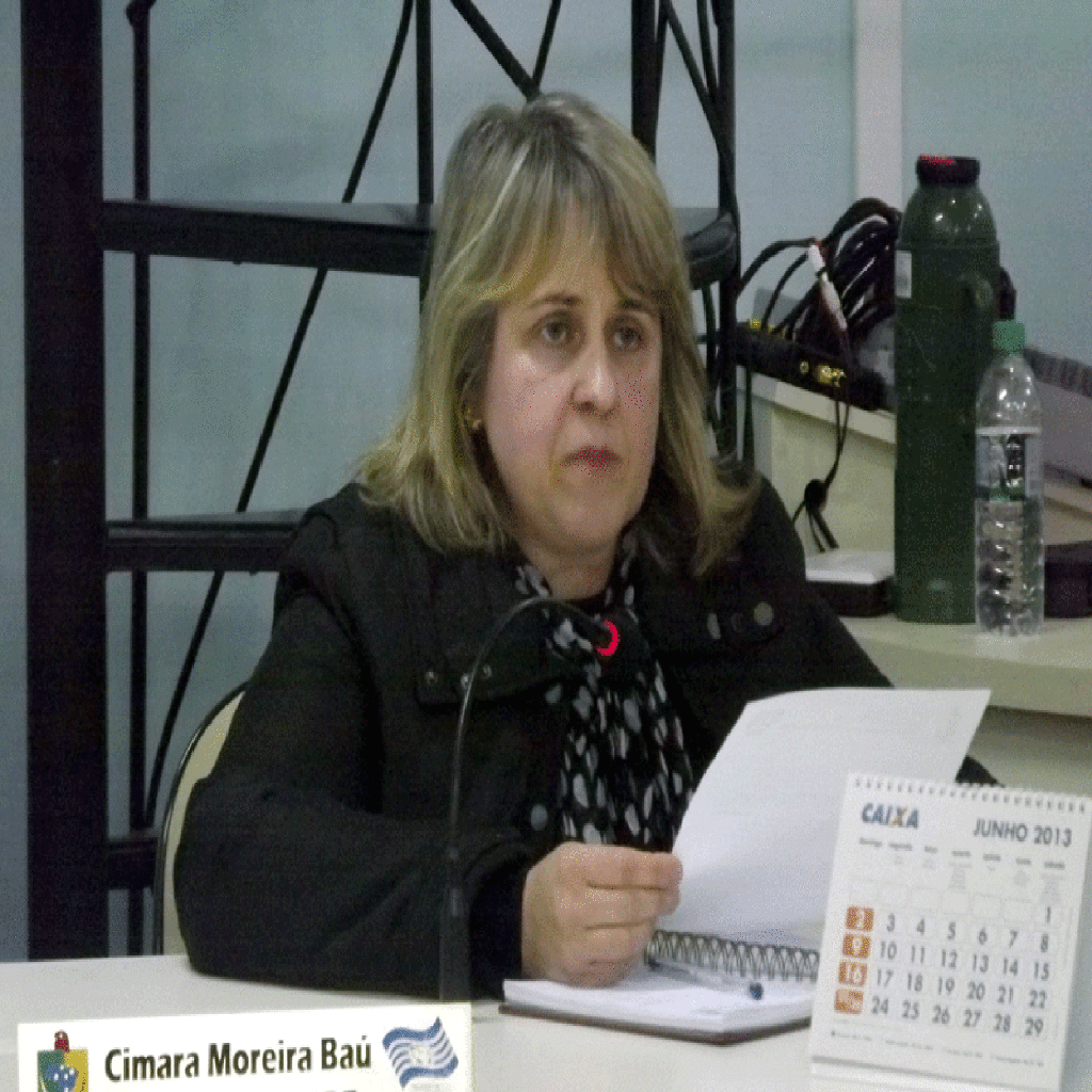 Vereadora Cimara solicita a construção de guarita e distribuição de água potável no interior