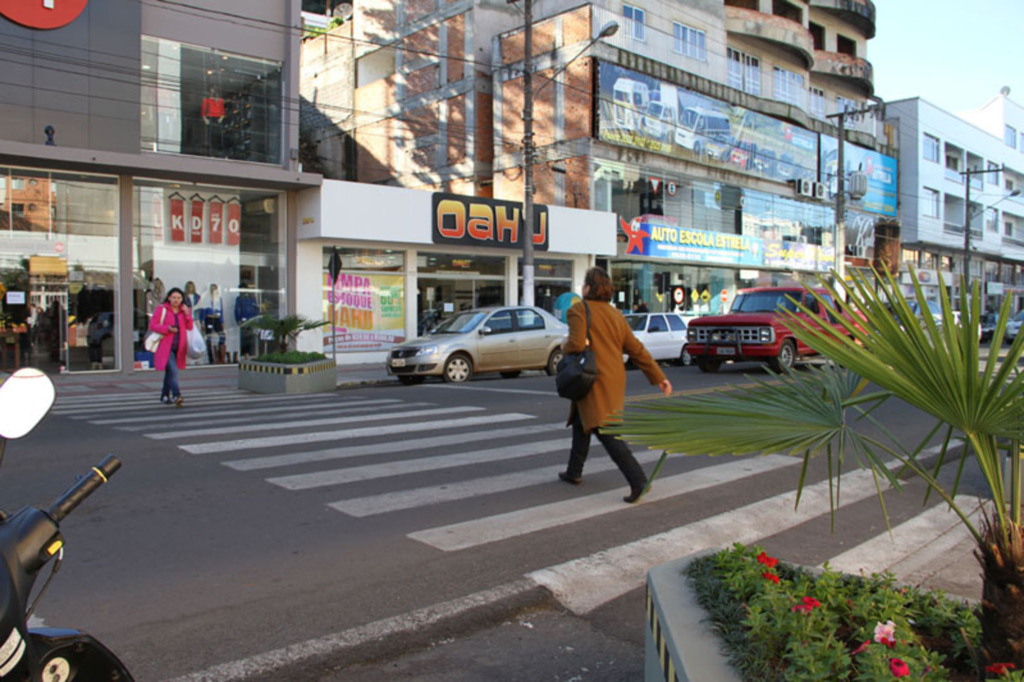Trânsito: Prefeitura vai instalar mais semáforos no centro de Joaçaba