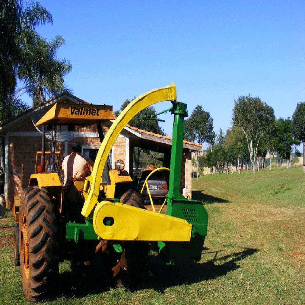 Secretaria de Agricultura e Meio Ambiente de Capinzal está adquirindo duas Ensiladeiras