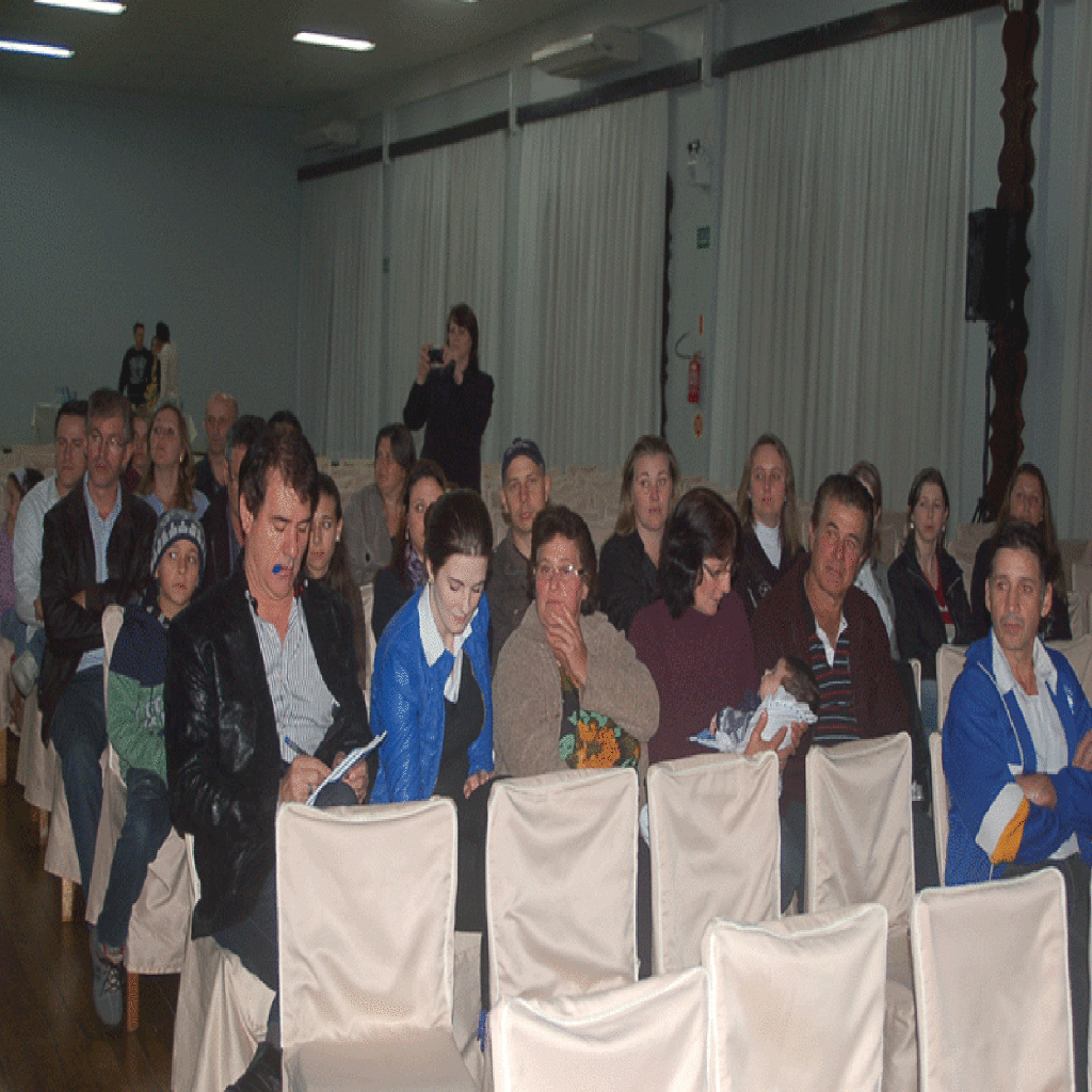 Lançamento do Livro ?Vencendo Desafios?