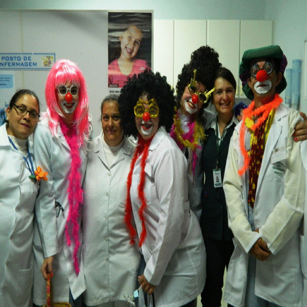 Estudantes levam alegria e descontração ao ambiente hospitalar