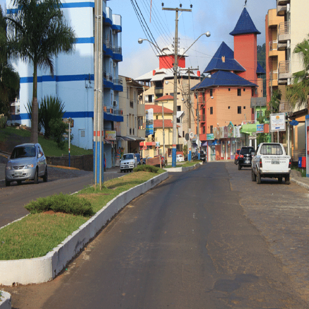Prefeitura de Piratuba retoma obras na Avenida