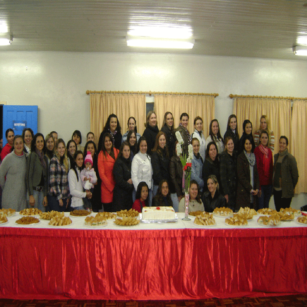 Creches Crescendo Juntos e Primeiros Passos promovem o IV Café