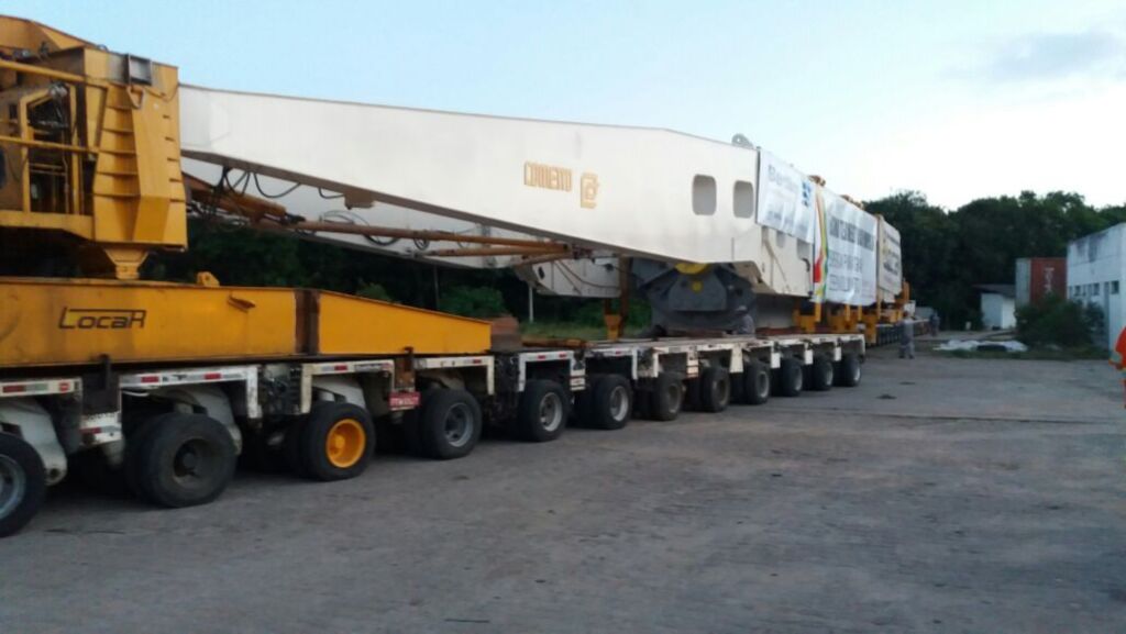 Equipamento de mais de 360 toneladas é transportado para Candiota