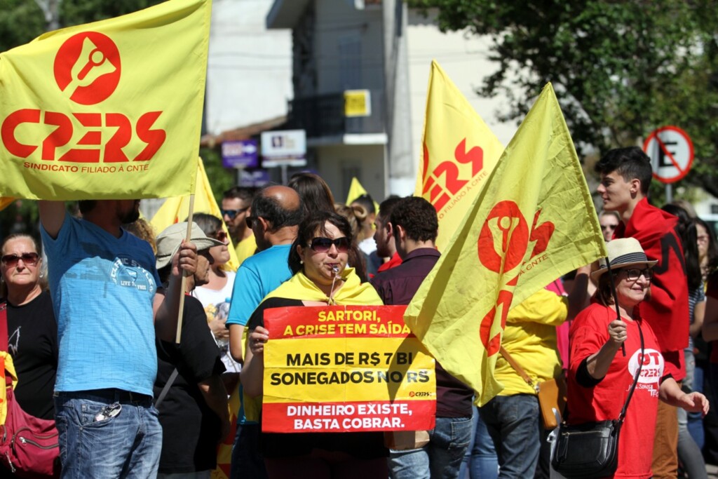80% dos professores estaduais mantêm a greve em Pelotas
