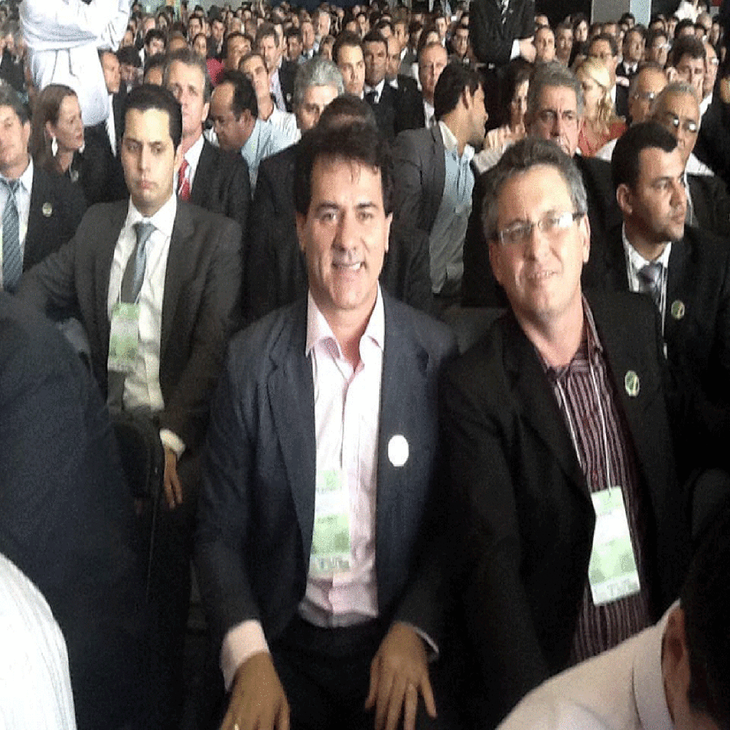 Prefeito participa de encontro nacional em Brasília