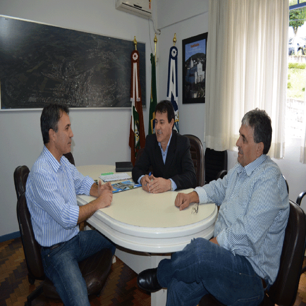 Prefeito de Capinzal cumpre agenda na Capital