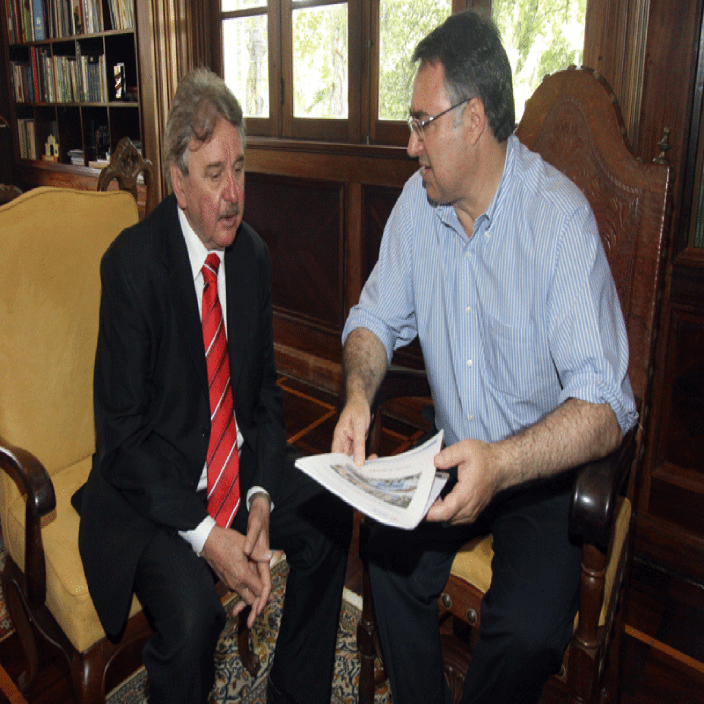 Governador Colombo confirma novo convênio para Hospital São Francisco