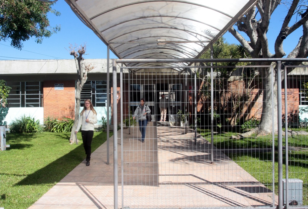 Escola Alfredo Dub pede socorro
