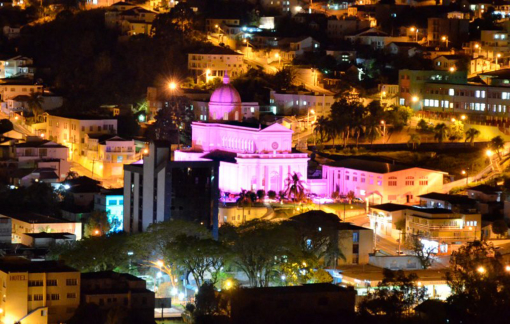 Administração Municipal de Capinzal apóia o Movimento Outubro Rosa