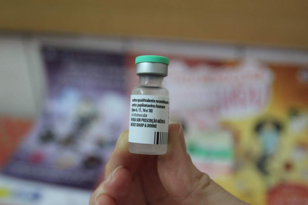 Procura de meninos  à vacina contra o HPV ainda é baixa