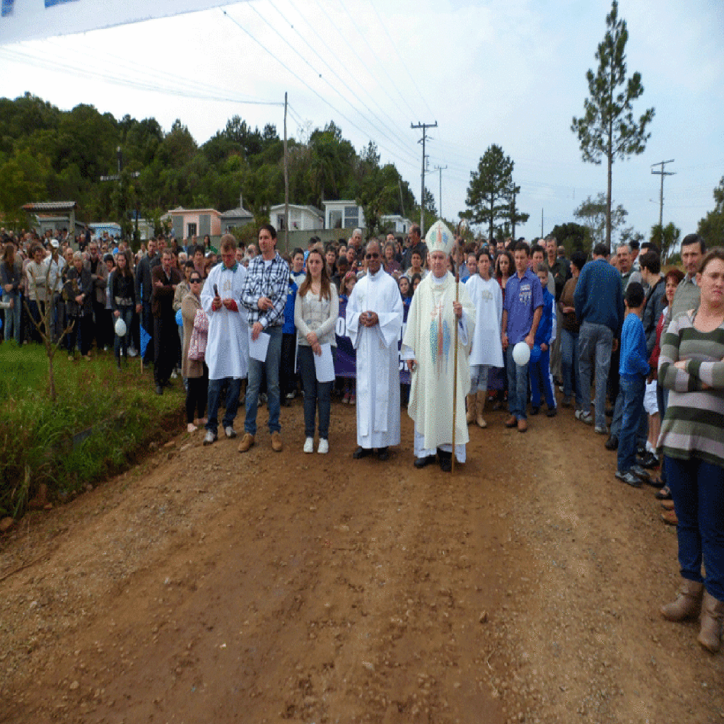 Festa em honra a Frei Crespim se destaca pela multidão
