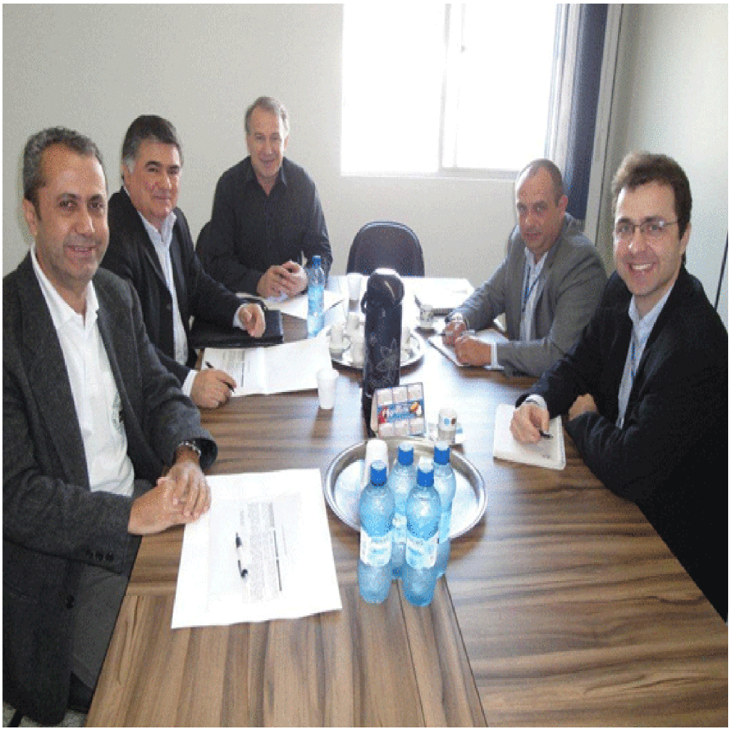 Fetiaesc participa de acordo coletivo de trabalho