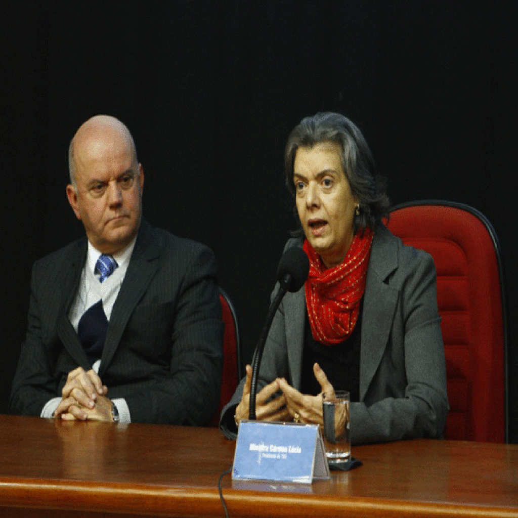 Presidente do TSE destaca papel de juiz eleitoral em evento na Capital