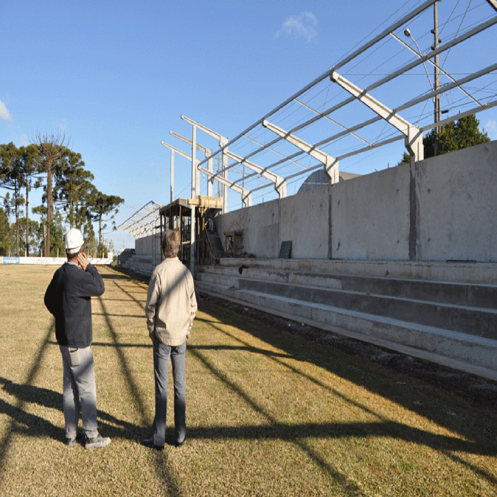 Prefeito de Campos Novos fiscaliza o andamento de algumas obras