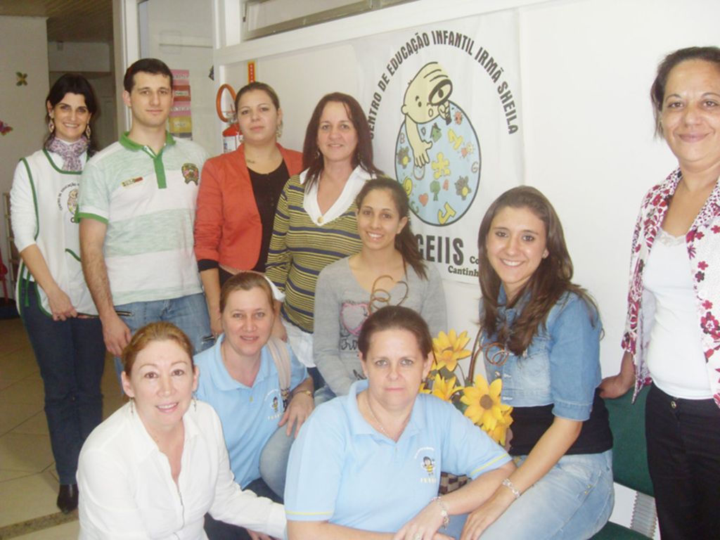 Professores da CMEI Fada Madrinha visitam Creche em Joaçaba