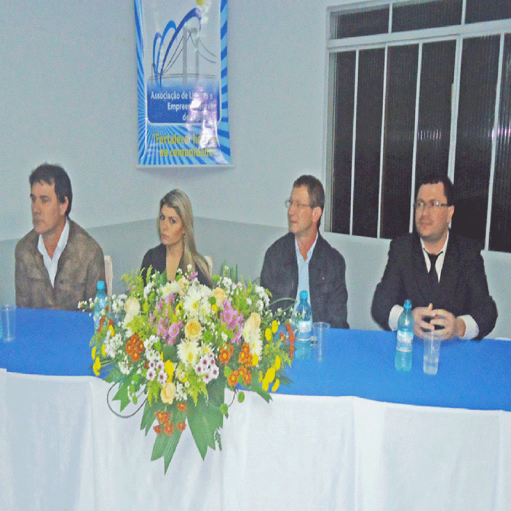 Empossados os novos dirigentes da Associação de Líderes e Empreendedores de Capinzal