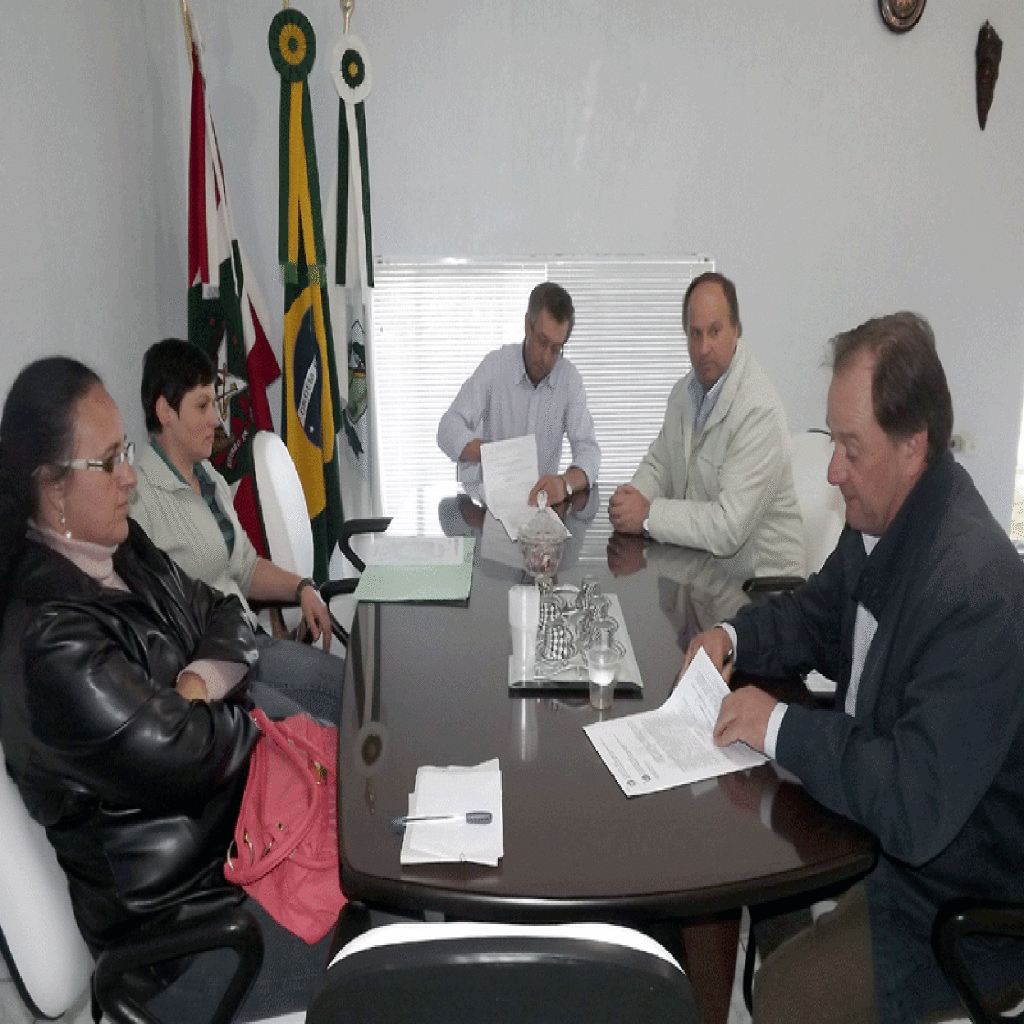 SDR Campos Novos assina mais de R$ 500 mil em convênios com o município de Zortéa