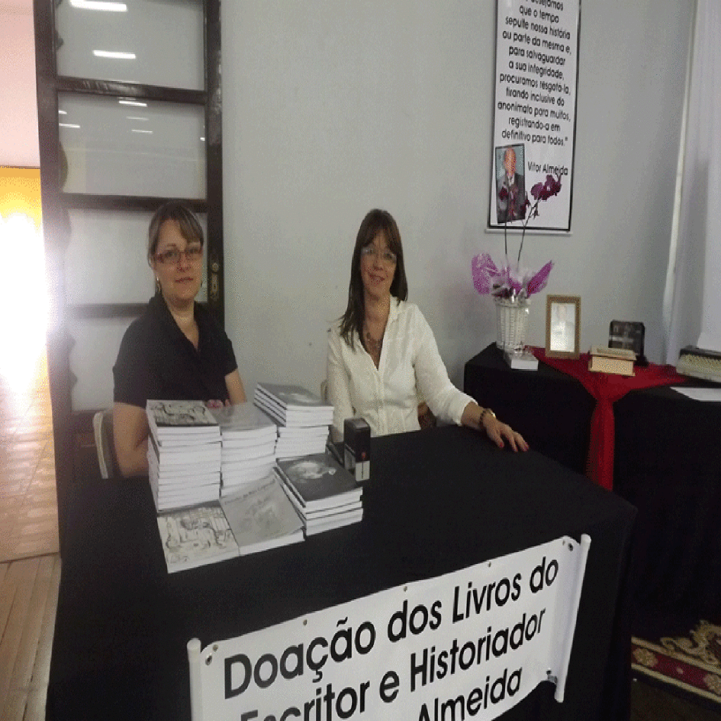 MOÇÃO DE APLAUSO