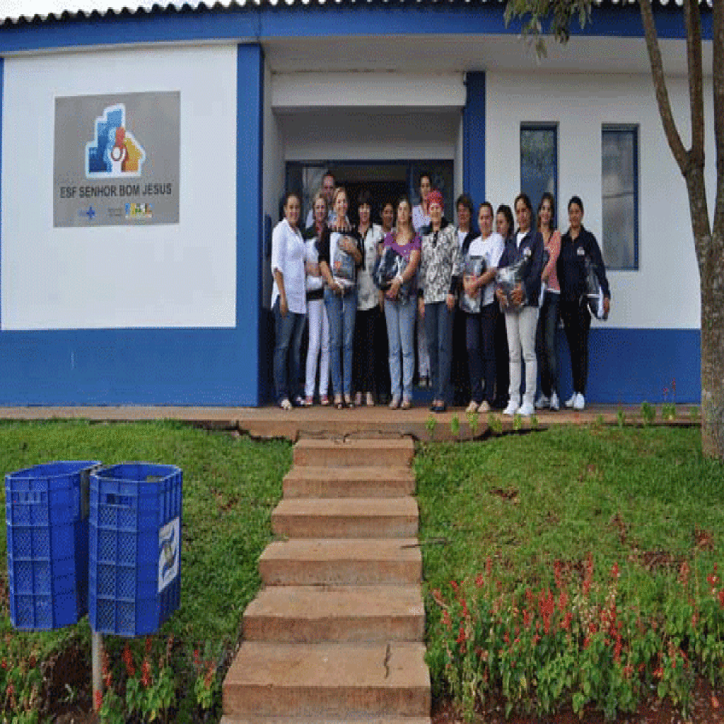 SECRETARIA DE SAÚDE ENTREGA UNIFORMES AOS SERVIDORES DE CAMPOS NOVOS