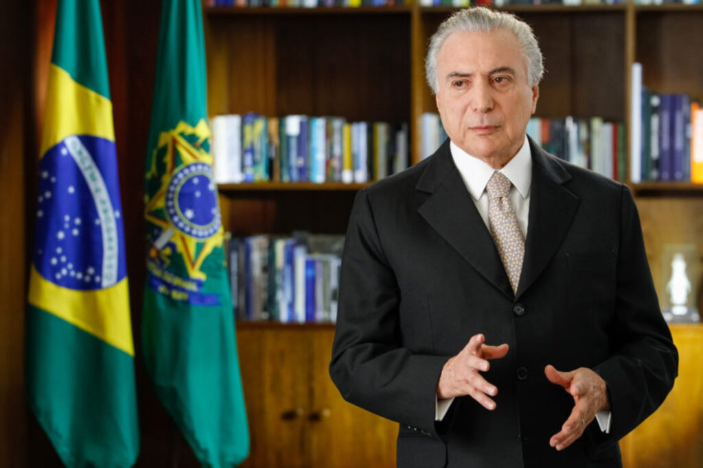 Temer critica movimento e pede que policiais voltem ao trabalho