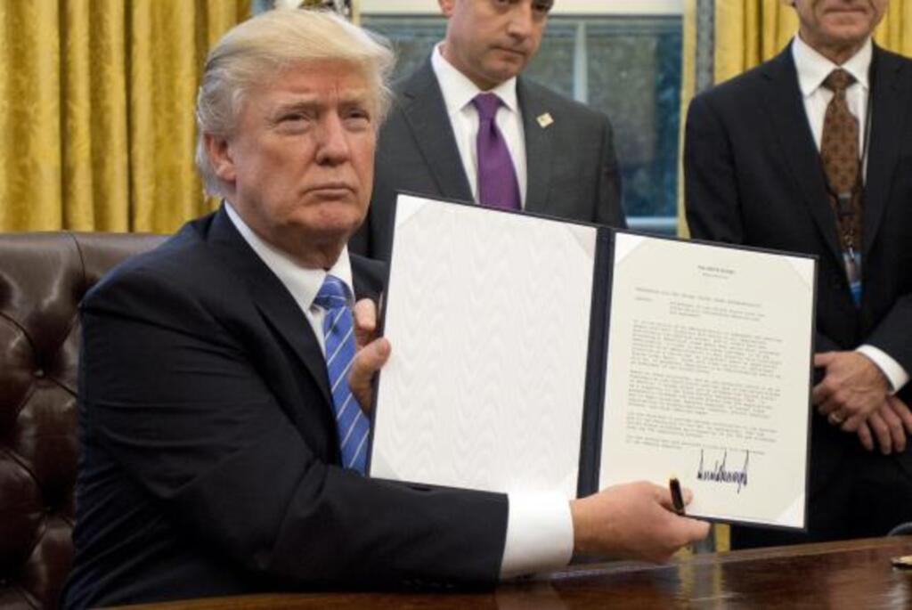 Saída dos EUA de acordo comercial com países do Pacífico é decretada por Trump