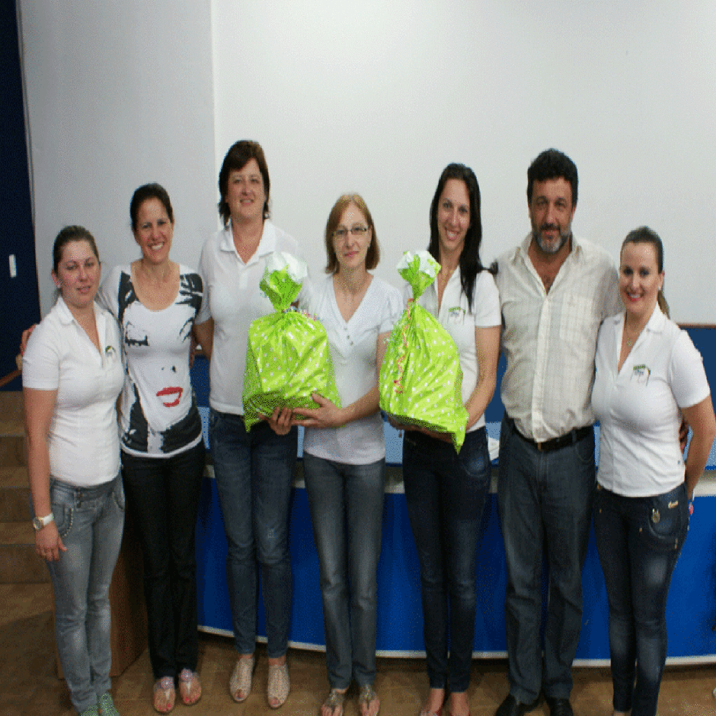 CRAS ENCERRA ATIVIDADES 2011