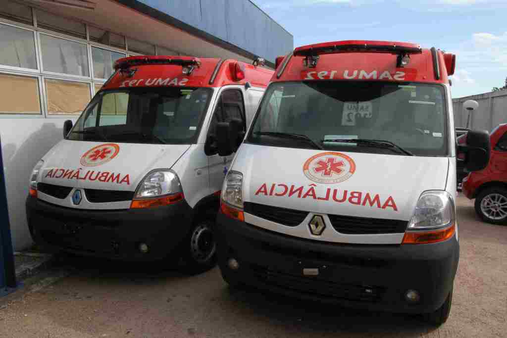 Estado recebe ambulâncias e distribui entre 61 municípios