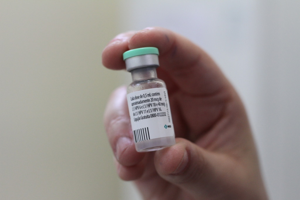 Meninos já podem se vacinar contra o HPV