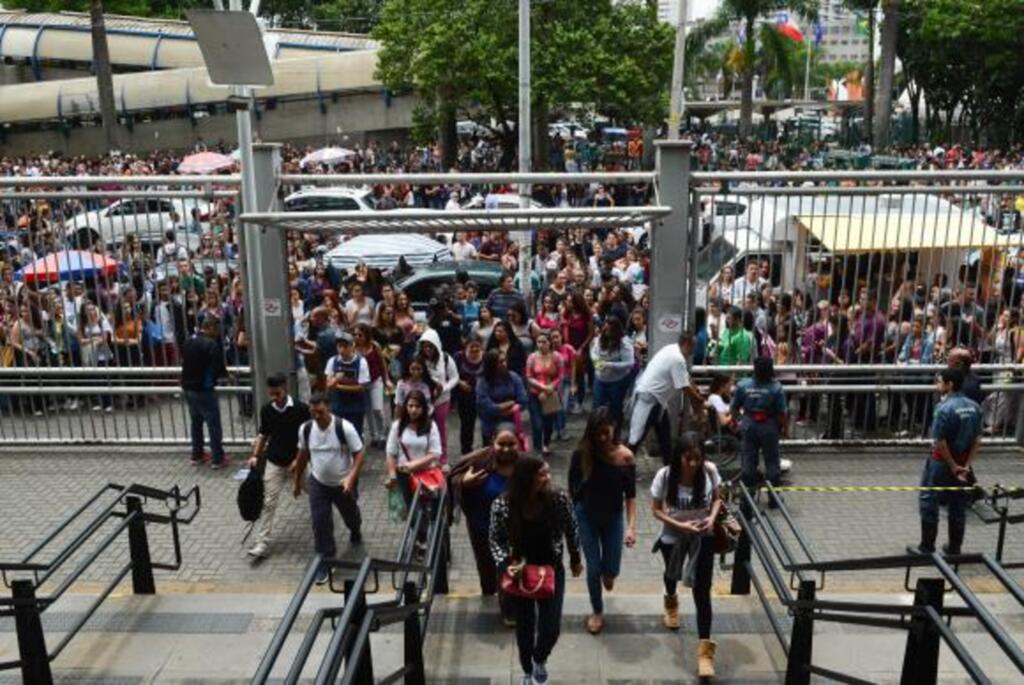 Enem: estudantes fazem hoje provas de matemática, linguagens e redação