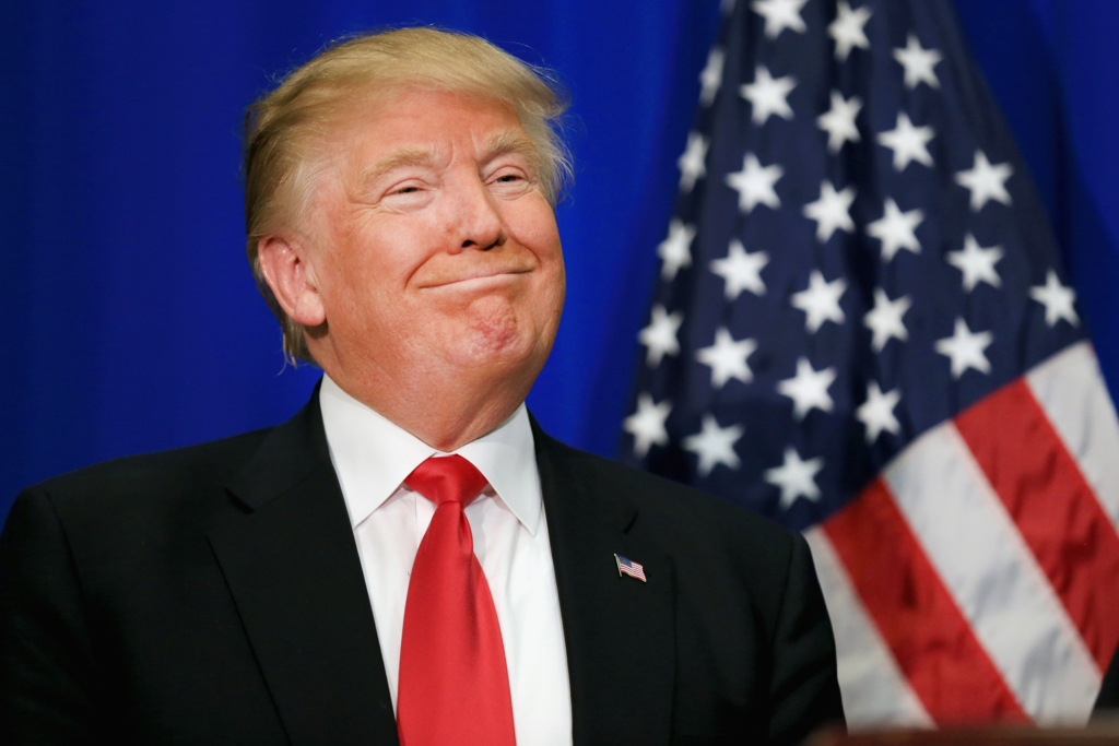 Pesquisa mostra Trump na frente de Hillary pela primeira vez desde 1º de maio