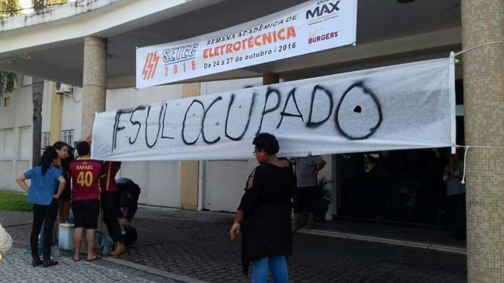 Cem estudantes ocupam o Campus Pelotas do IFSul