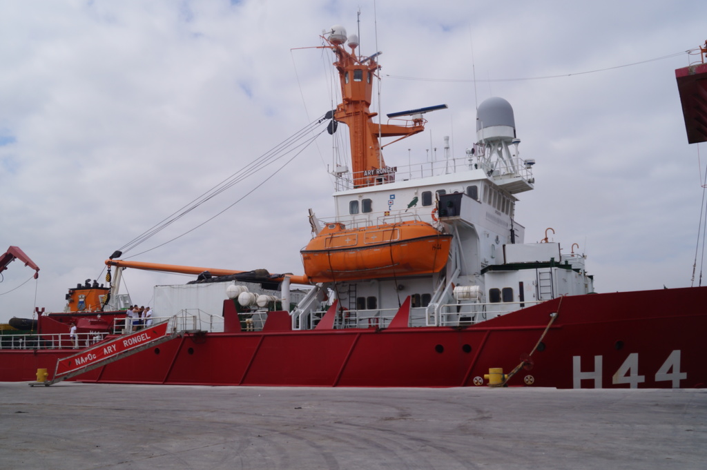 Ary Rongel está no Porto Novo