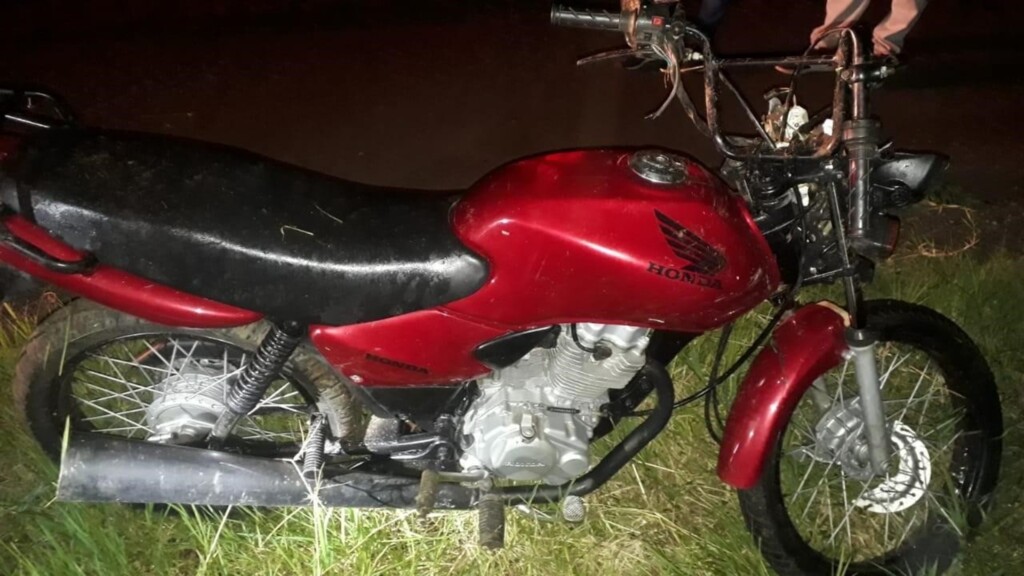 Motocicleta é recuperada em acidente