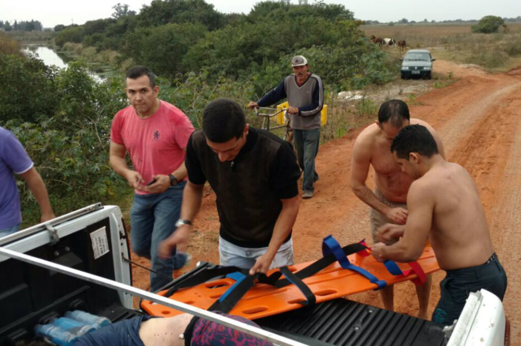 Resgate inusitado no canal São Gonçalo