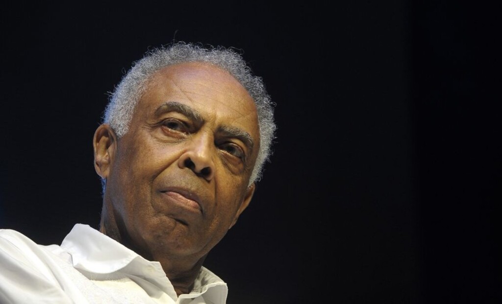 Gilberto Gil volta a ser internado para tratar de insuficiência renal