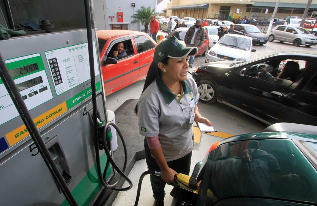 Pelotas terá gasolina a R$ 2,00 o litro na quarta-feira