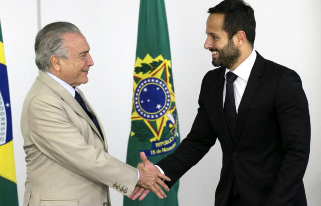 Após críticas, Michel Temer decide recriar Ministério da Cultura